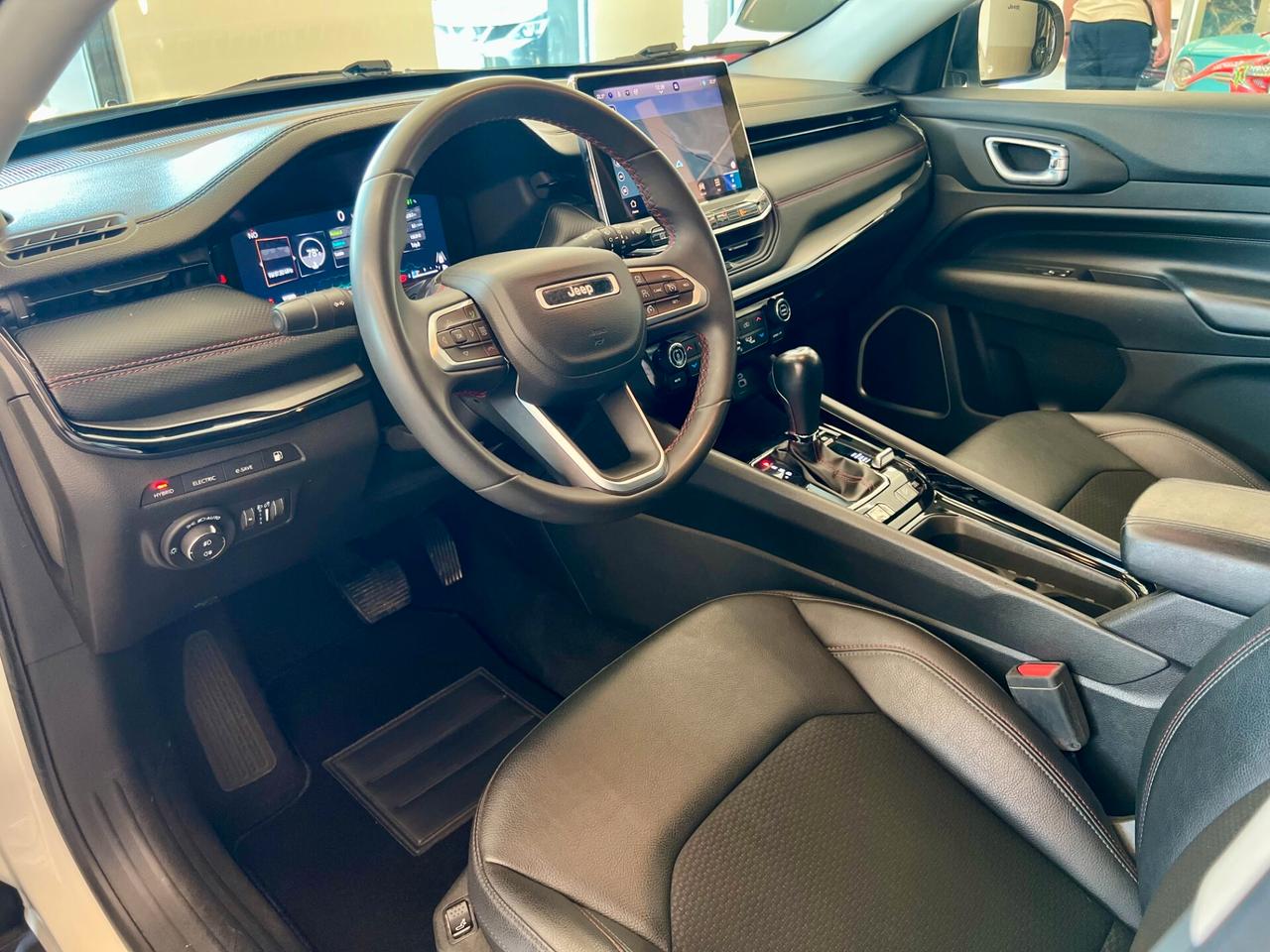 Jeep Compass 1.3 Turbo T4 240 CV PHEV AT6 4xe Trailhawk