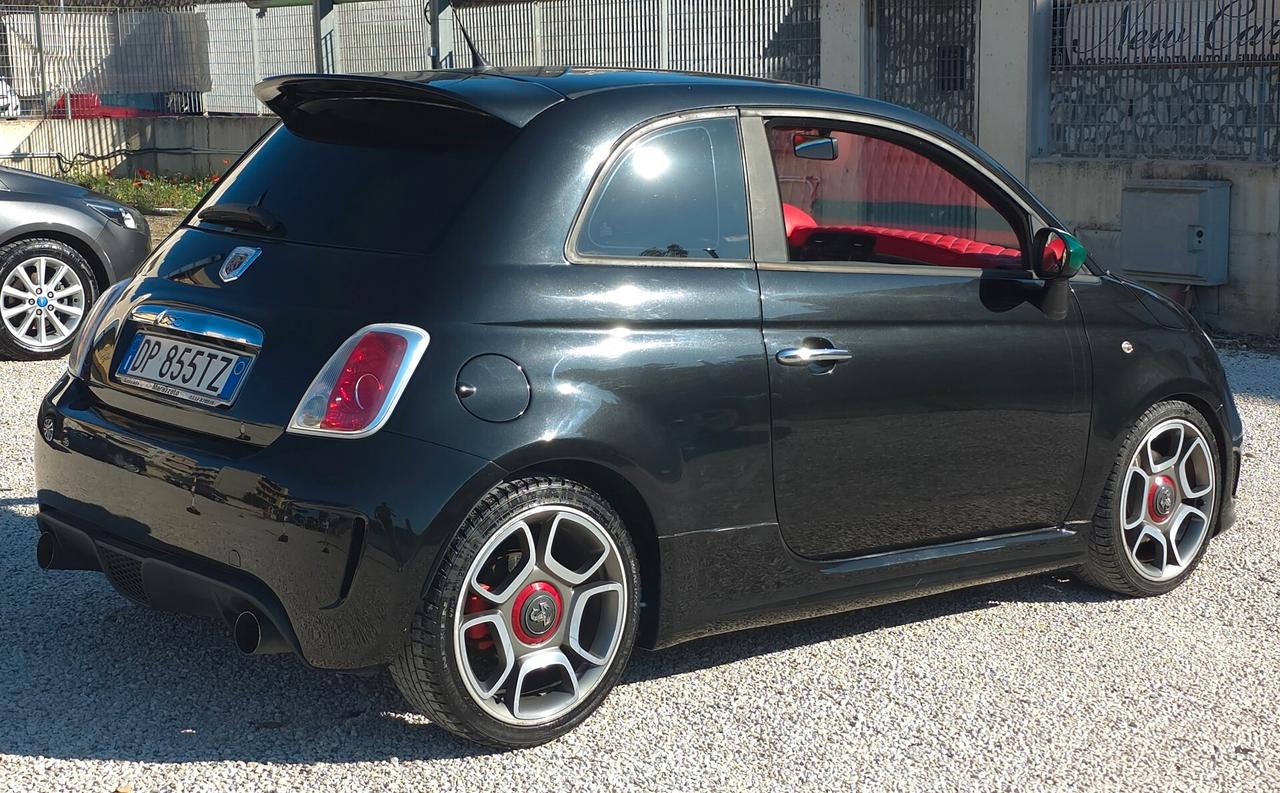 Abarth 500 1.4 T-Jet 135CV - INTERNI FATTI A MANO