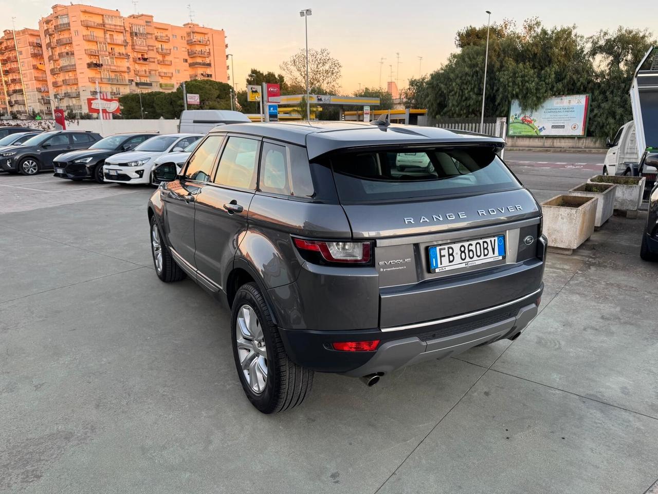 LAND ROVER RANGE ROVER EVOQUE 2.0 DIESEL AUTOCARRO