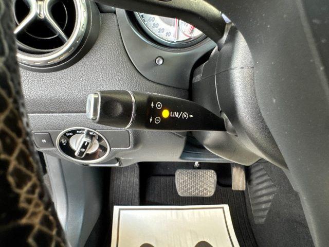 MERCEDES-BENZ GLA 200 CDI Automatic Premium