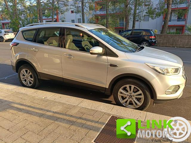 FORD Kuga 1.5 TDCI 120 CV S&S 2WD Powershift Business