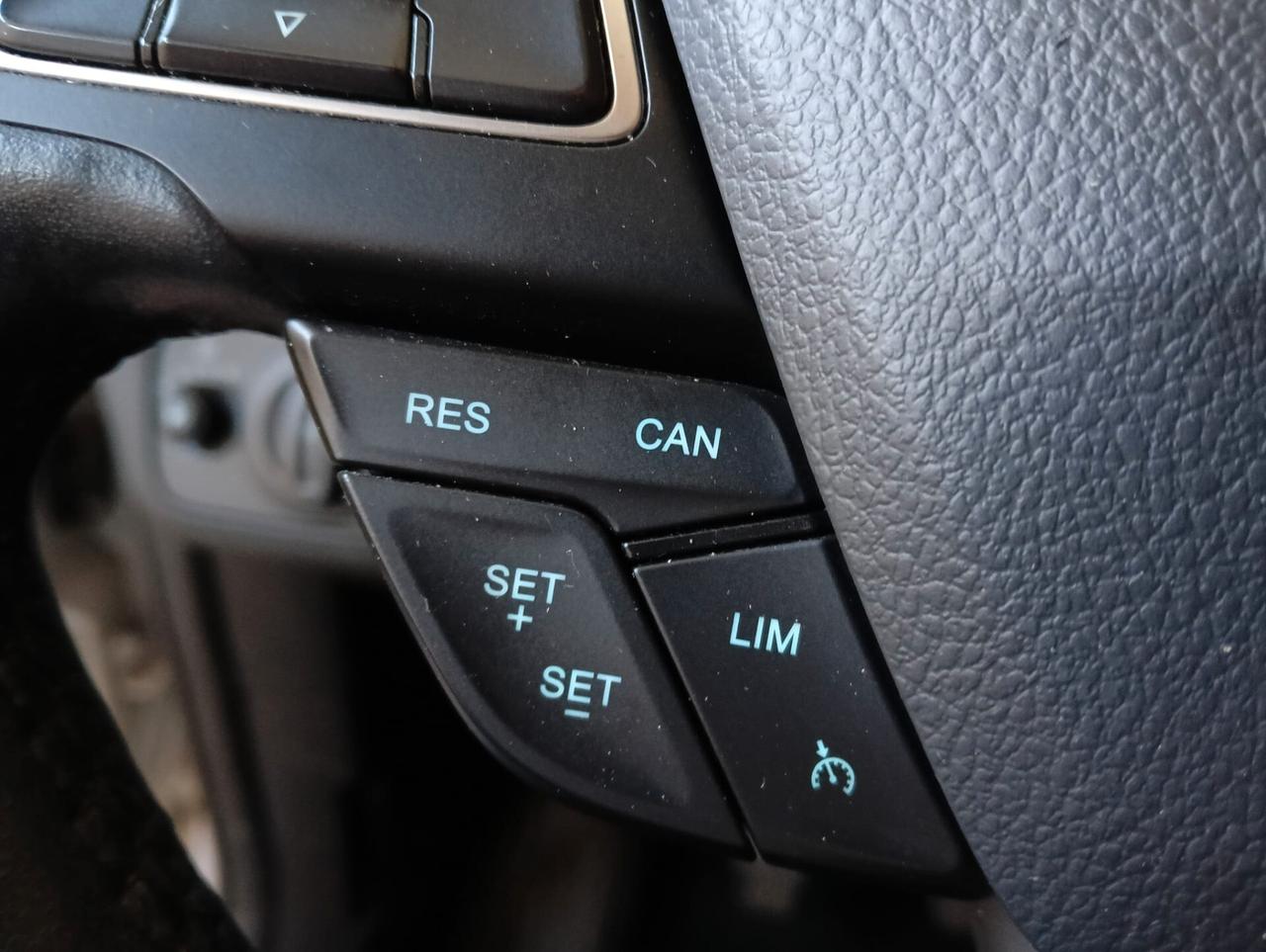 Ford C-Max 1.6 120CV GPL