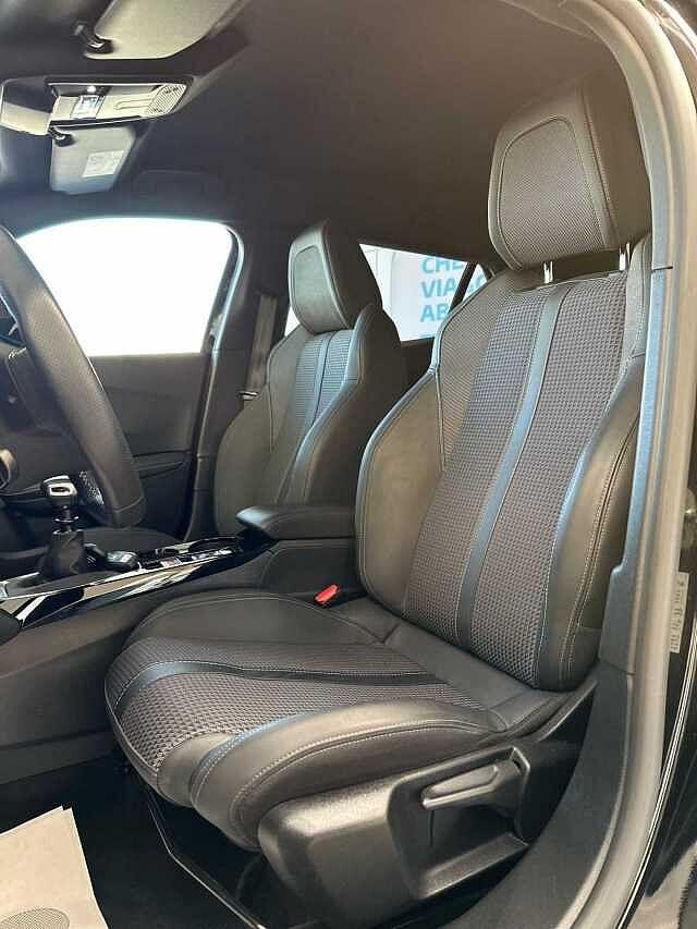 Peugeot 2008 PureTech 130 S&S GT