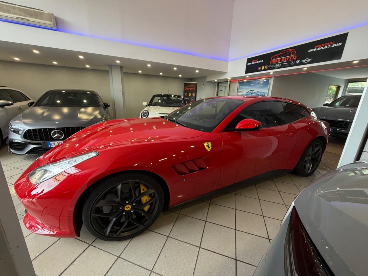 Ferrari GTC4Lusso T iva esposta