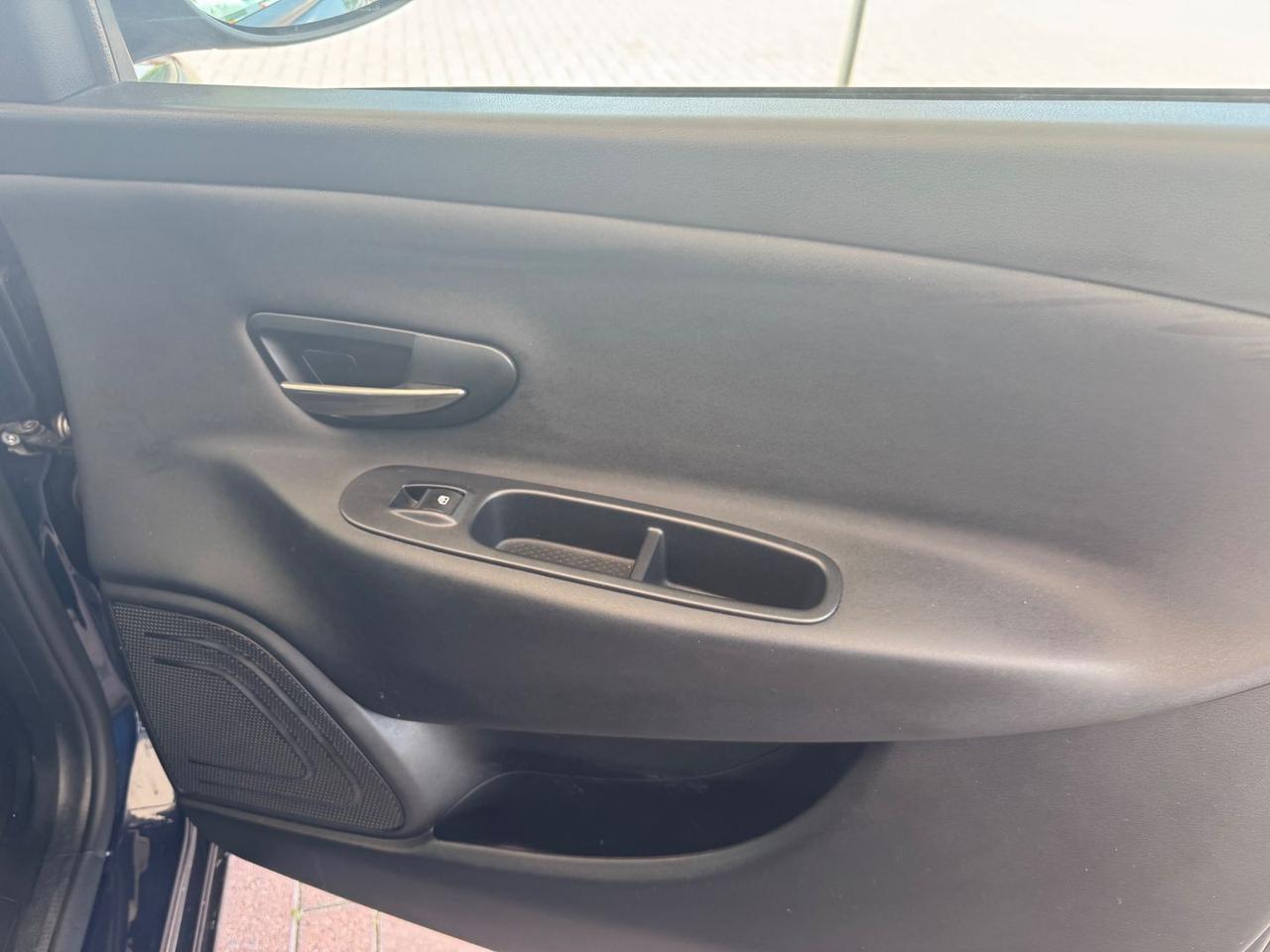 Lancia Ypsilon Platinum 1.2