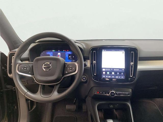 VOLVO XC40 B3 automatico Plus Dark Aziendale