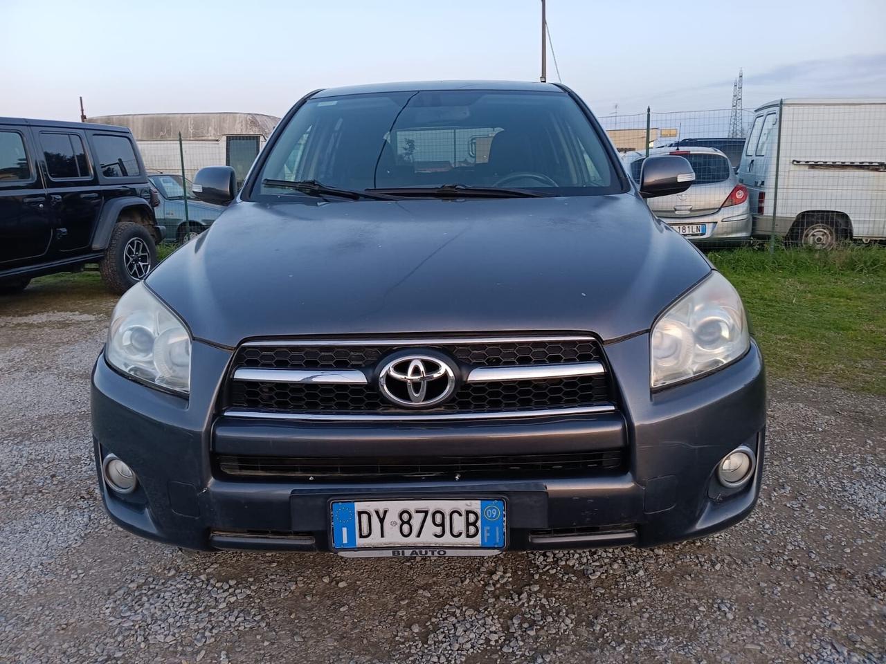 Toyota RAV 4 RAV4 Crossover 2.2 D-4D 150 CV DPF Luxury