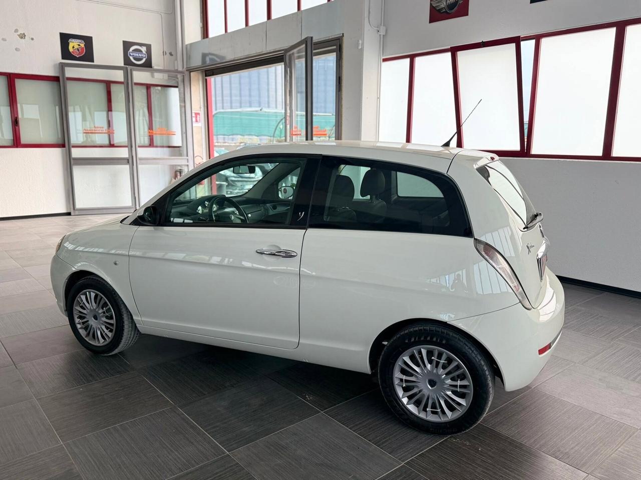 Lancia Ypsilon 1.2 Benzina 60cv Oro 2009
