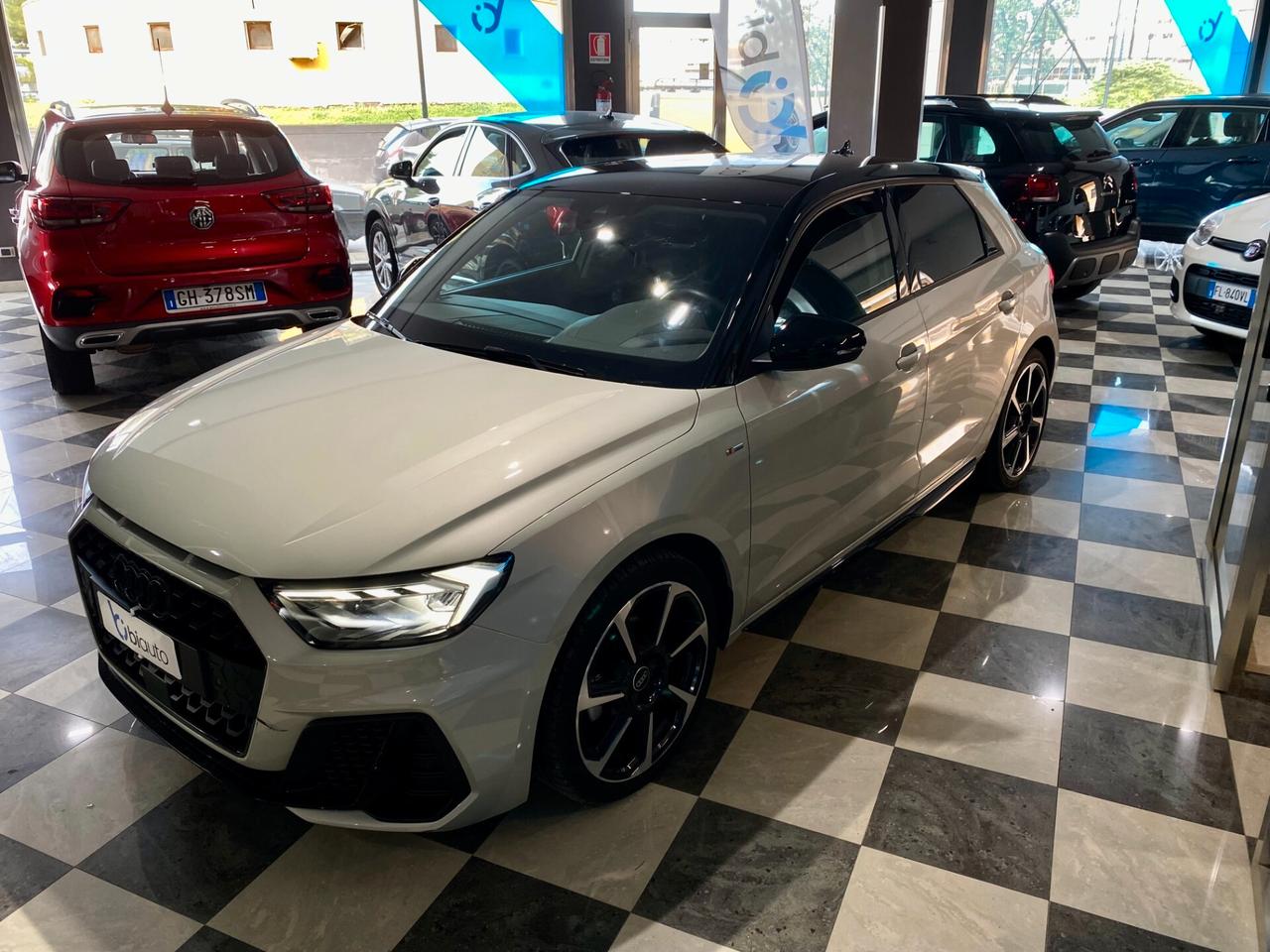 Audi A1 SPB 40 TFSI S tronic line edition-2025