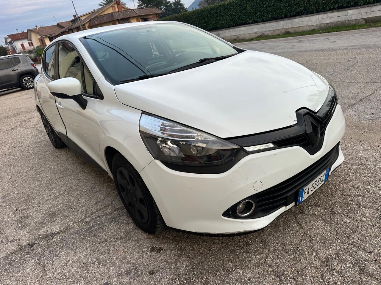 Renault Clio 1.2 75CV GPL