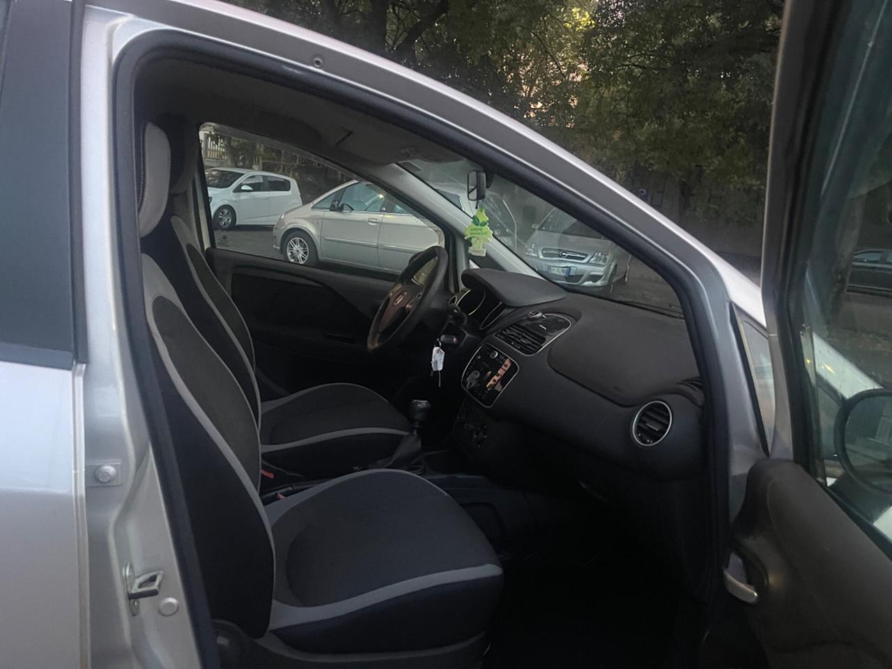 Fiat Punto 1.2 8V 5 porte Benzina-Metano 2013