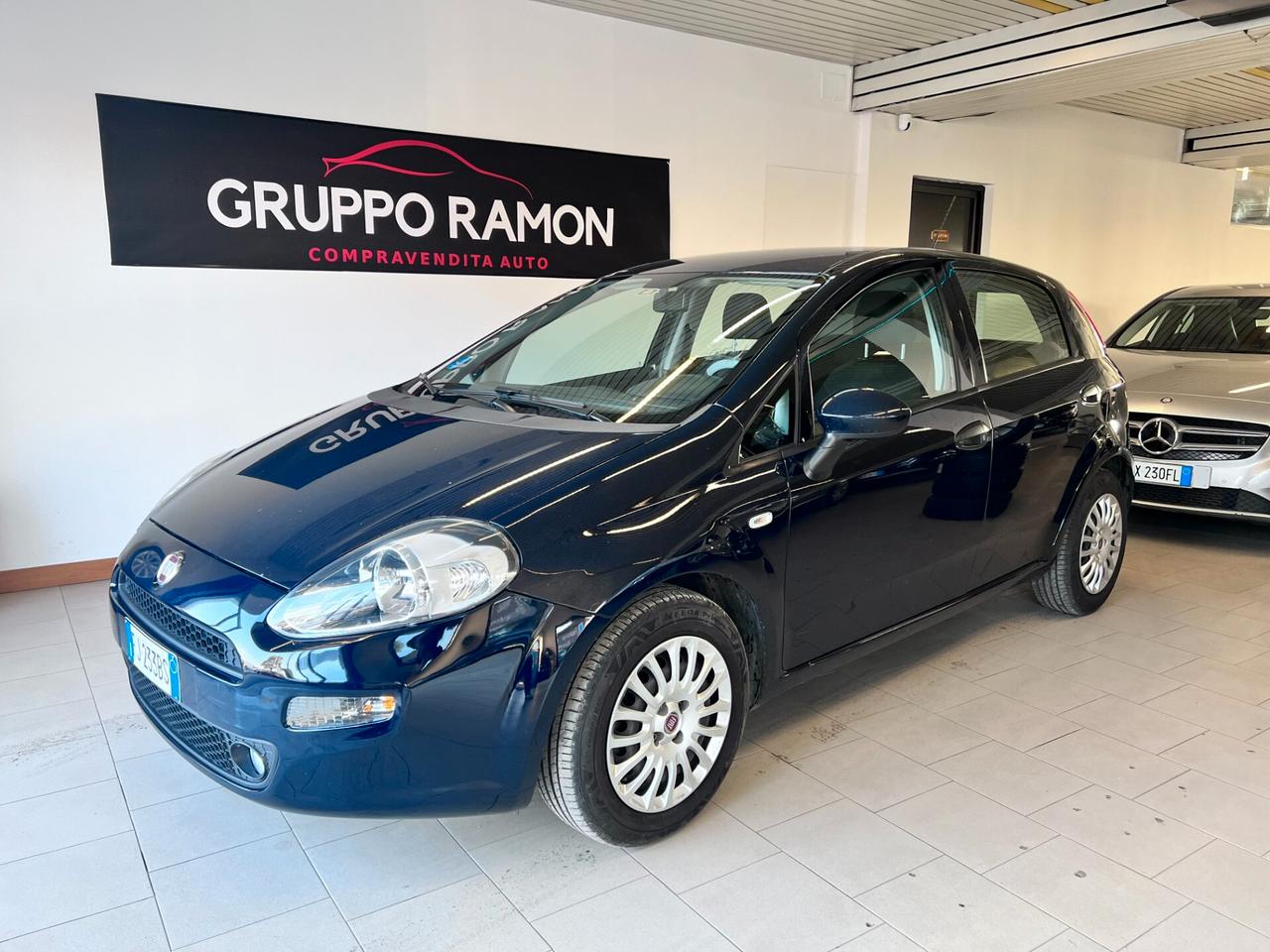 Fiat Punto 1.3 MJT II S&S 95 CV 5 porte Street