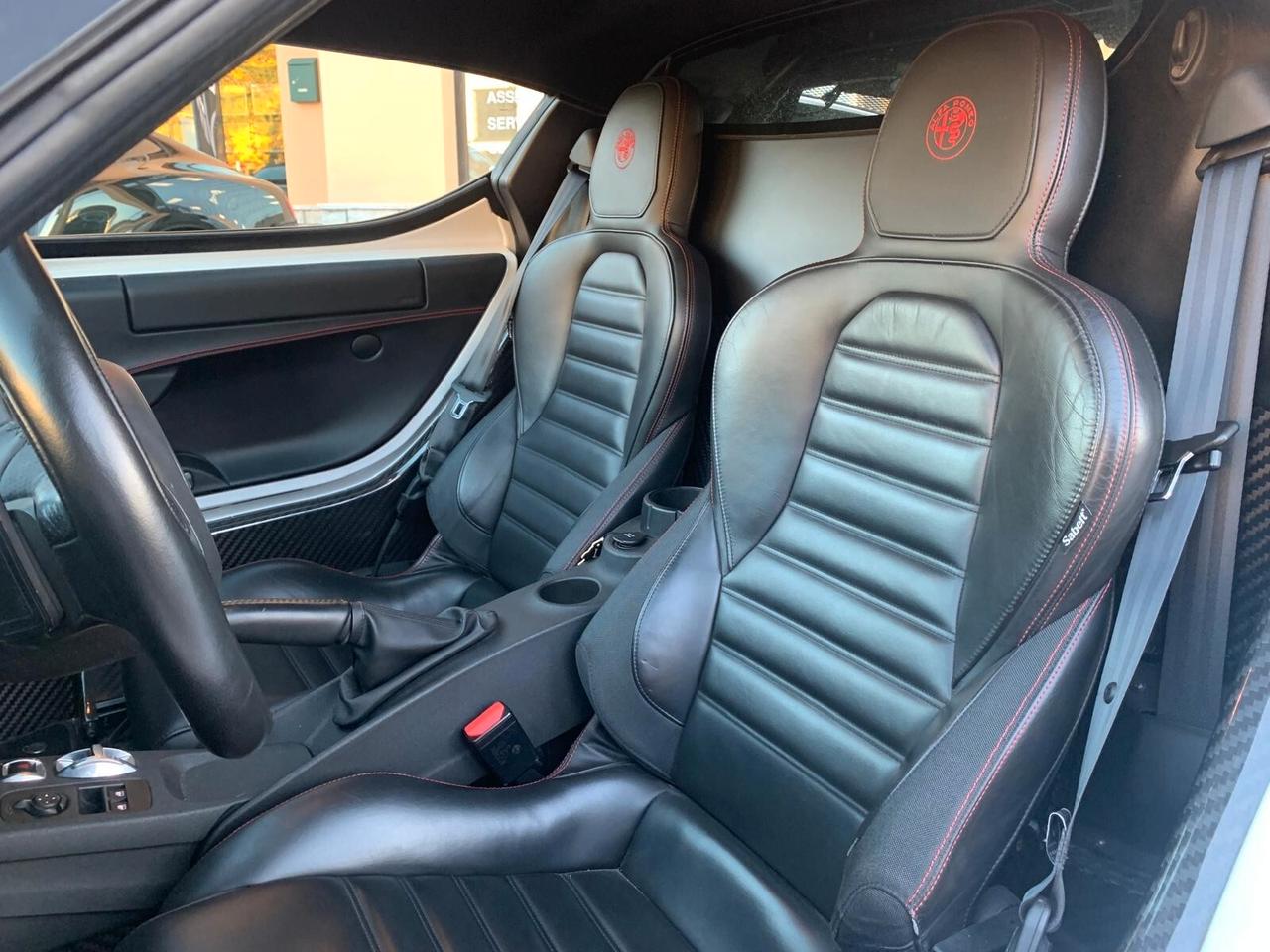 Alfa Romeo 4C 1750 TBi carbon