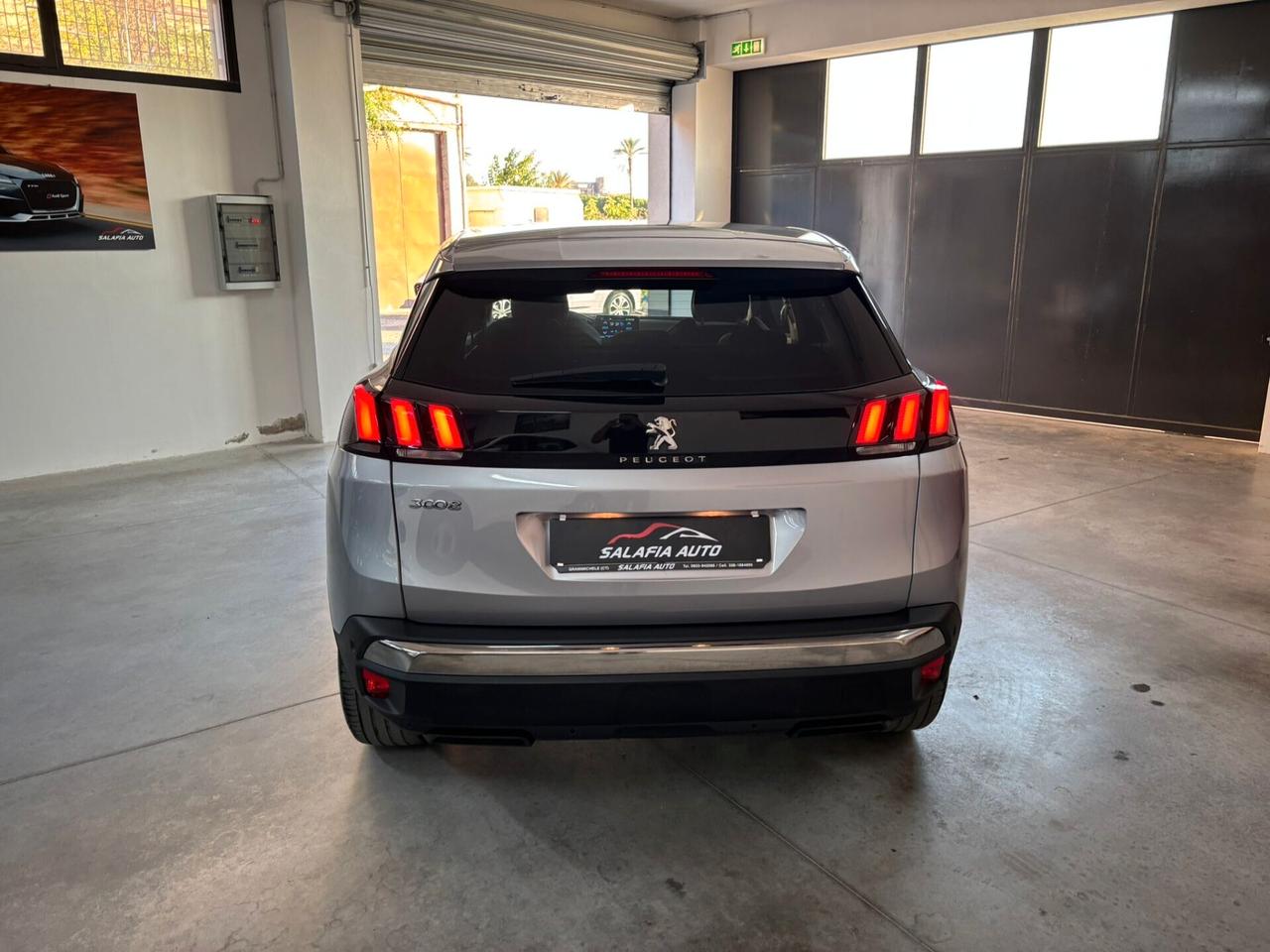 Peugeot 3008 BlueHDi 130 EAT8 Allure