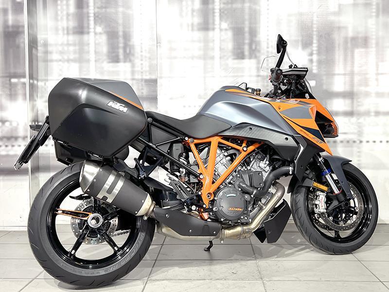 KTM 1290 Super Duke GT