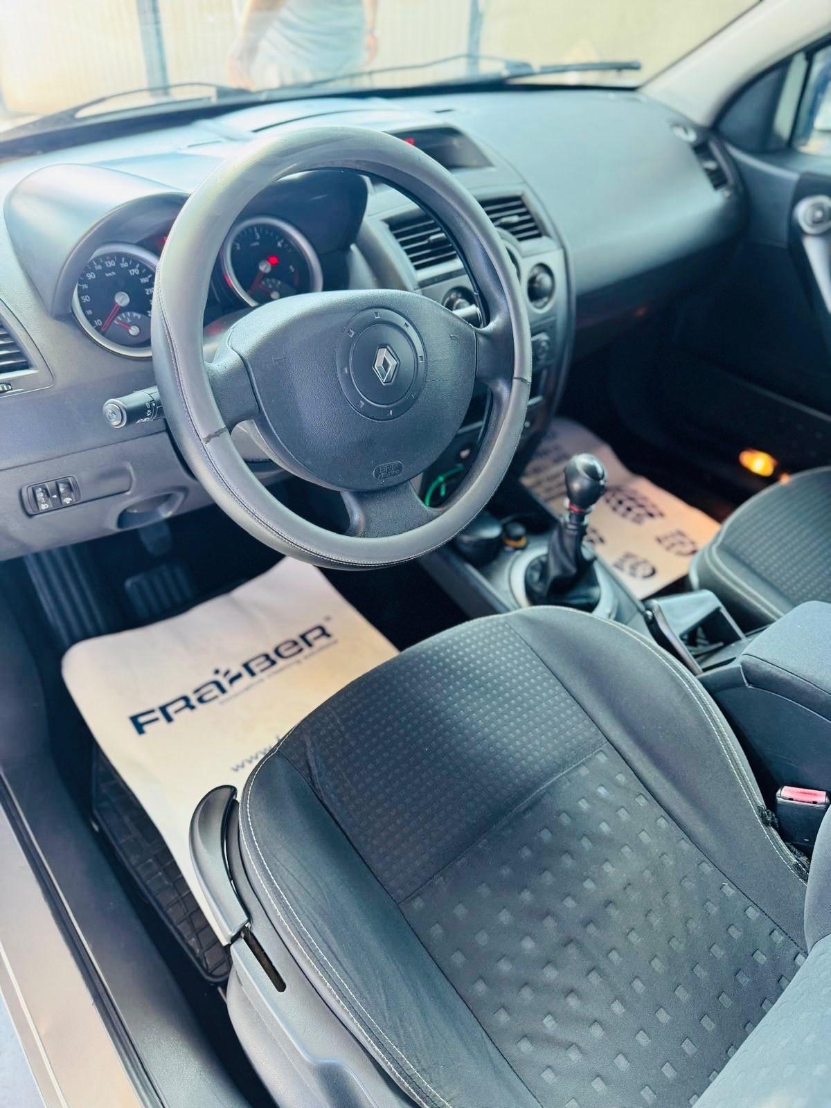 Renault Megane Mégane 1.5 dCi/105CV Grandtour Sportway
