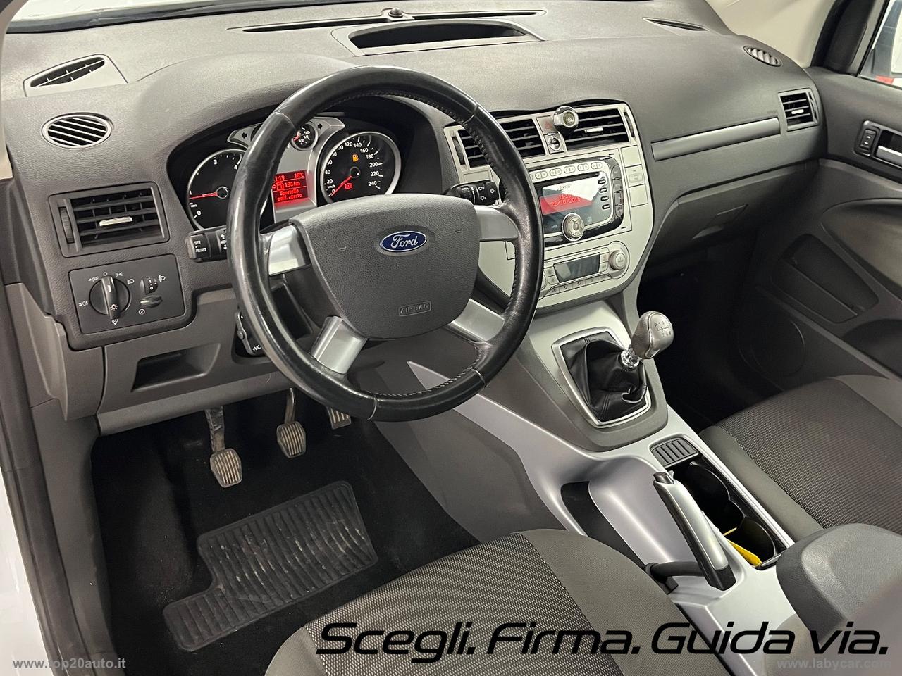 FORD Kuga 2.0 TDCi 140 CV 2WD Titanium