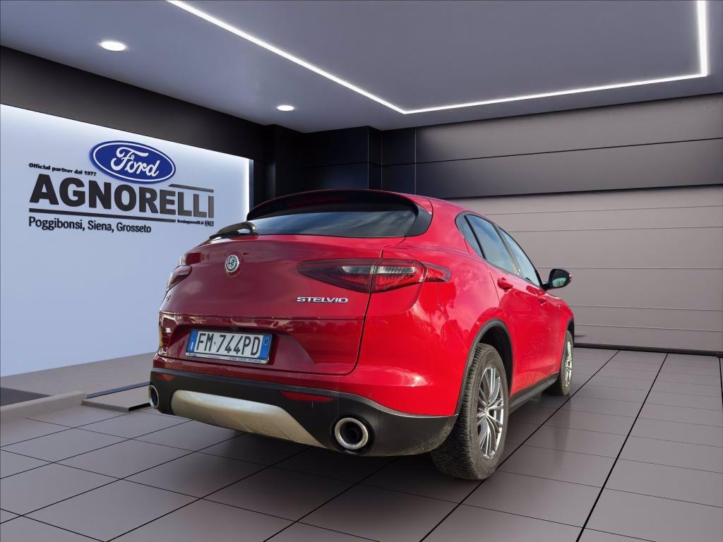 ALFA ROMEO Stelvio 2.2 t Business rwd 180cv auto del 2017