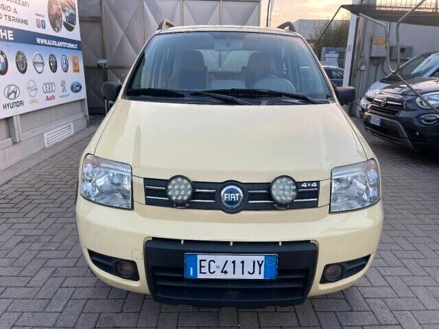 Fiat Panda 1100 i.e. cat 4x4 Climbing