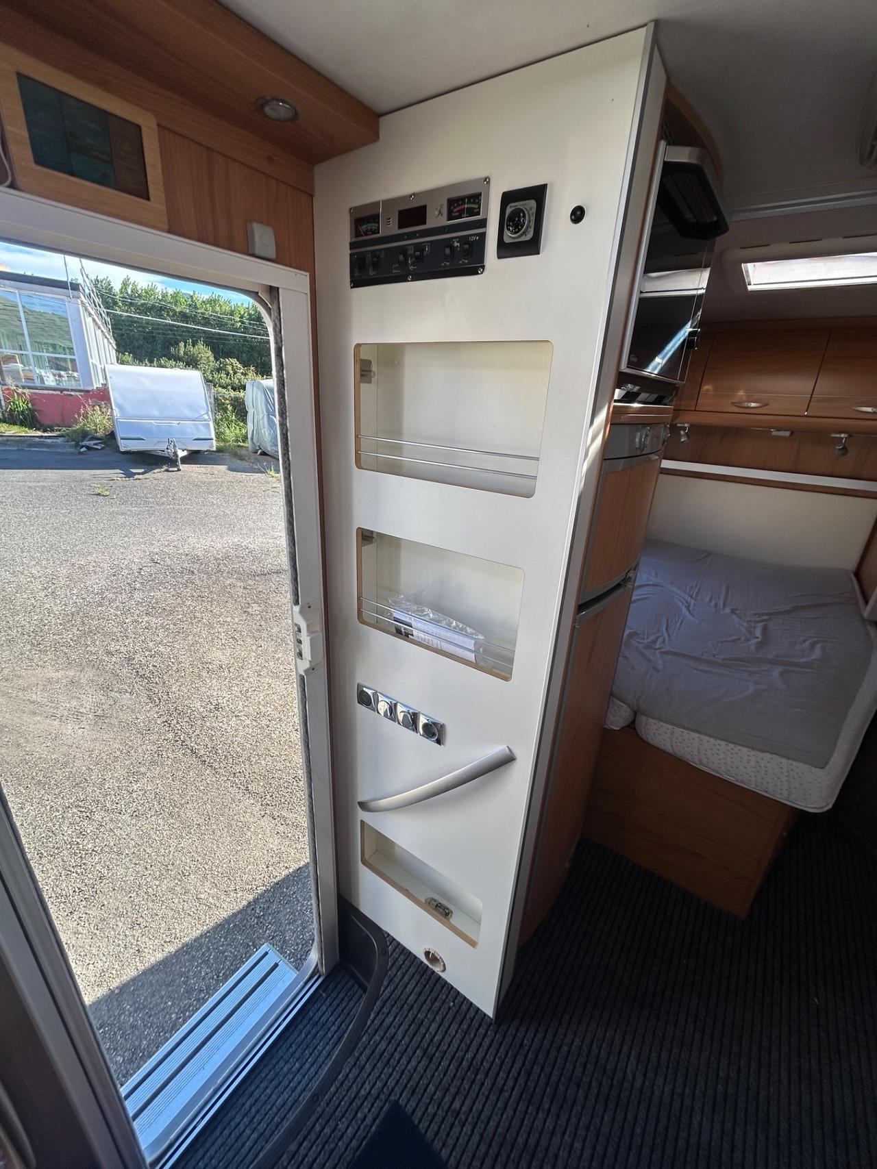 570 BURSTNER Aviano motorhome del 2007 in saldo