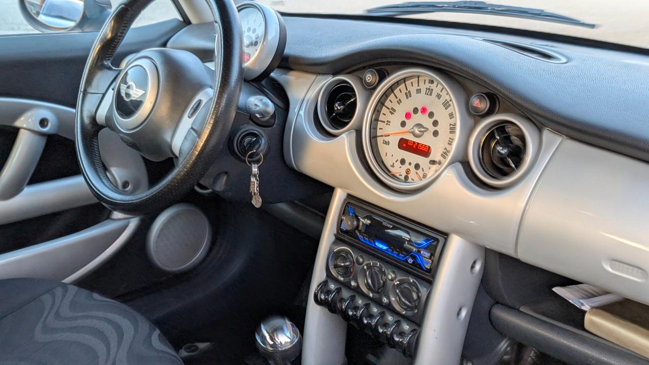 Mini 1.6 16V One