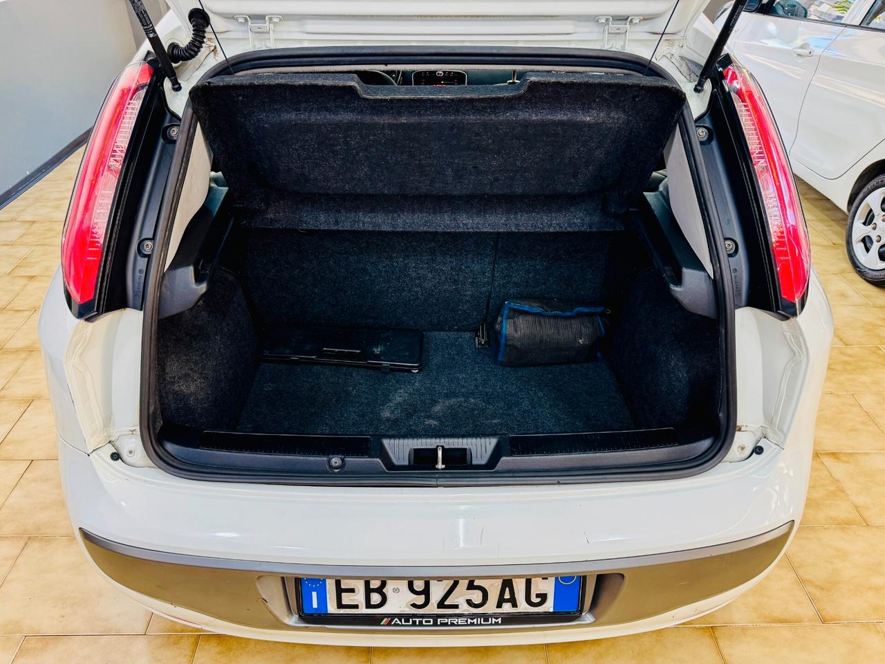 Fiat Grande Punto 1.4 GPL 77CV DISTRIBUZ+FRIZ NUOVE! 5 Porte