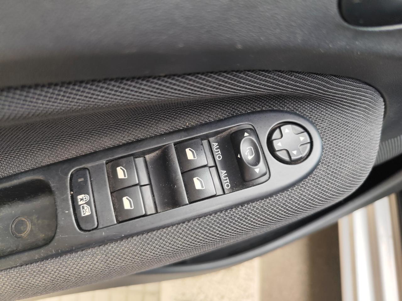 Citroen C3 Picasso 1.6 BlueHDi 100 Exclusive