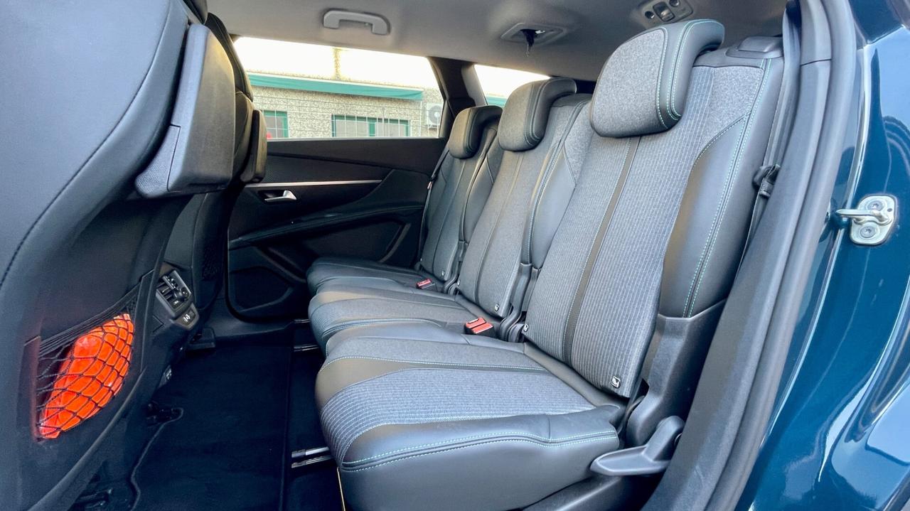 Peugeot 5008 BlueHDi 130 S&S EAT8 Allure Pack