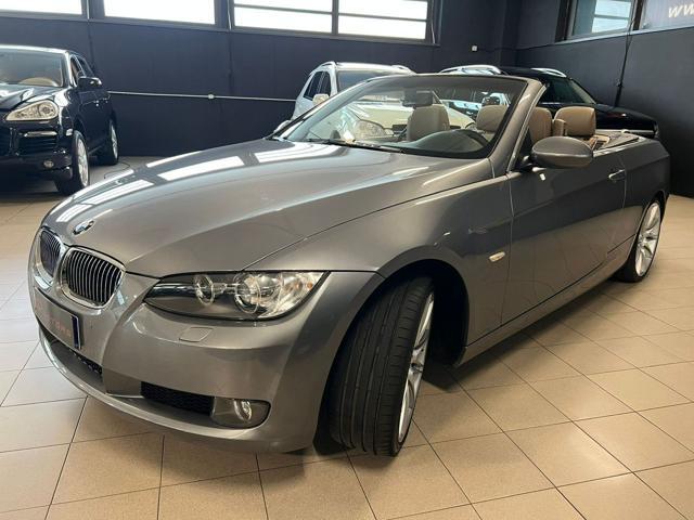 BMW 330 i Cabrio MANUALE ! MSPORT ! 19 ! 2 PROPRIETARI !