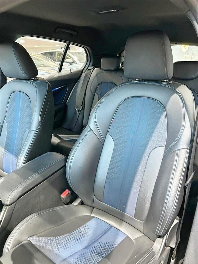 Bmw 116 116d 5p. Msport