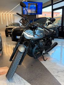 Moto Guzzi V7 exclusive 2023
