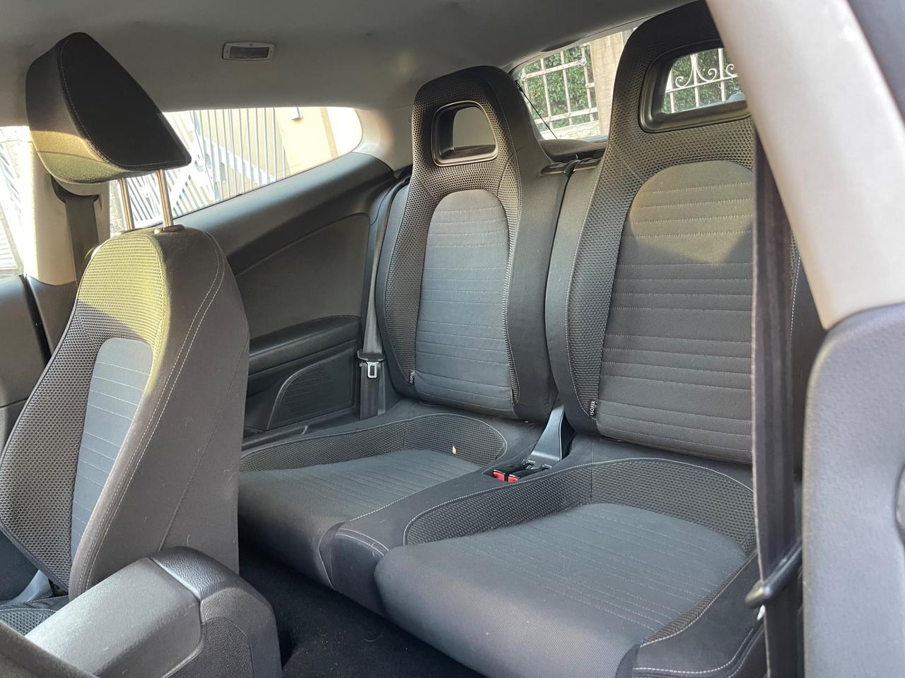 Volkswagen Scirocco 2.0 TDI allest. R C. MANUALE