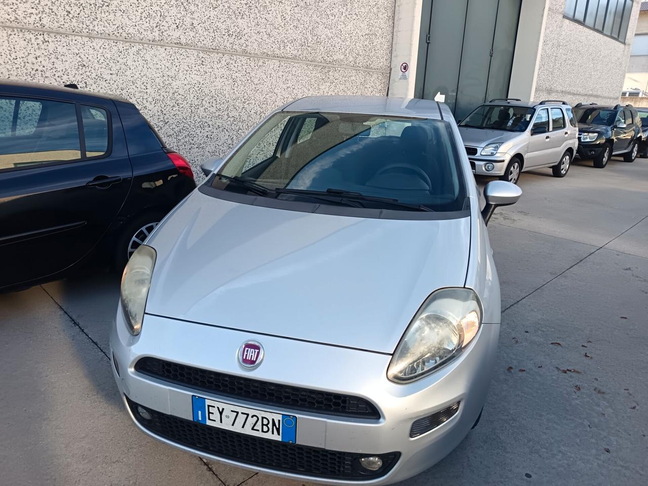 Fiat Punto 1.3 MJT II 75 CV 2015 ok neo patente