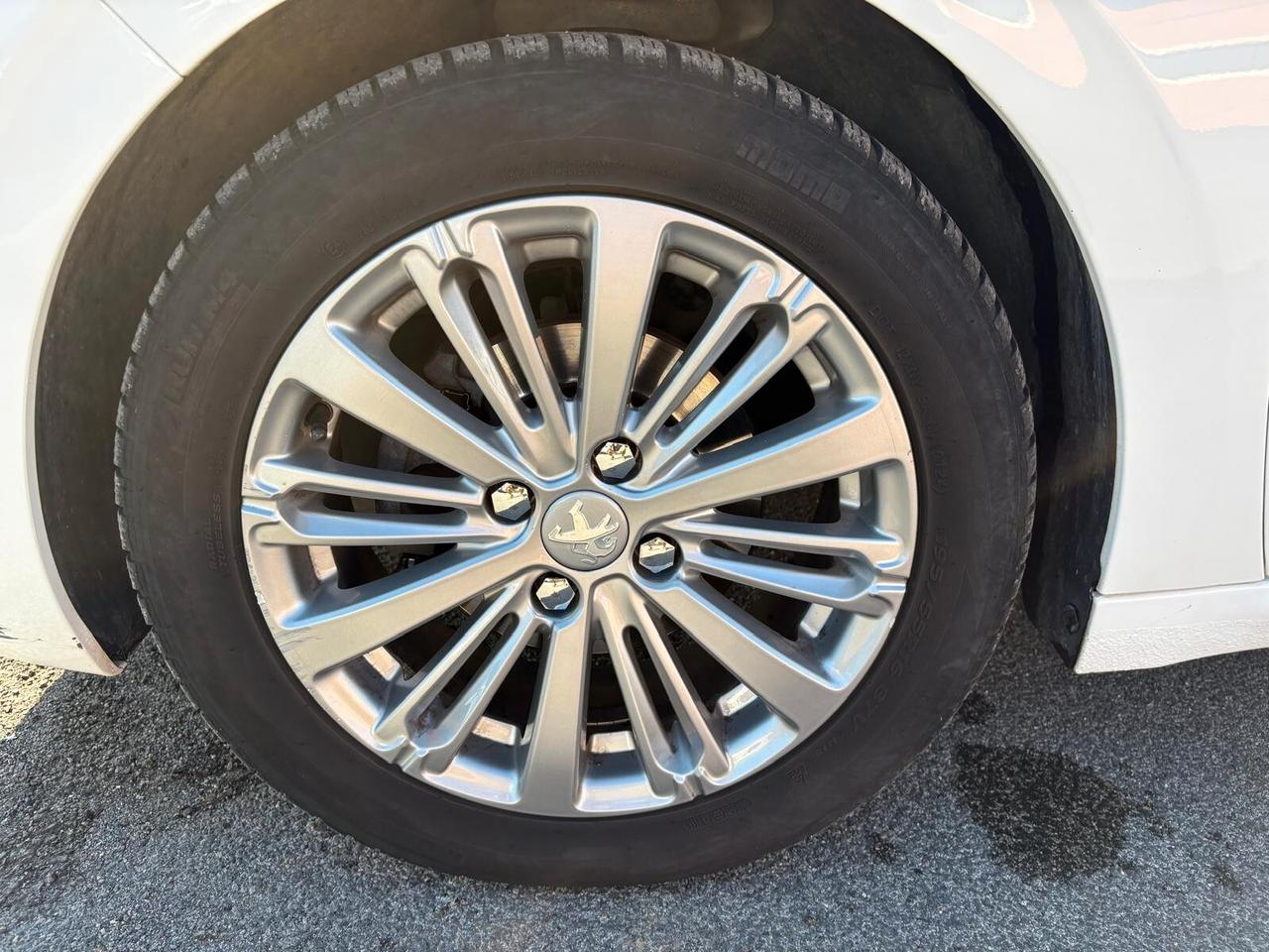 Peugeot 208 1.6 hdi - 2018