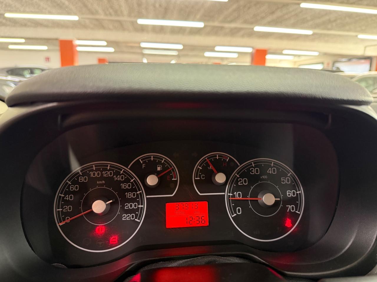 Fiat Grande Punto 1.2 5 porte - Soli 37.900 km!