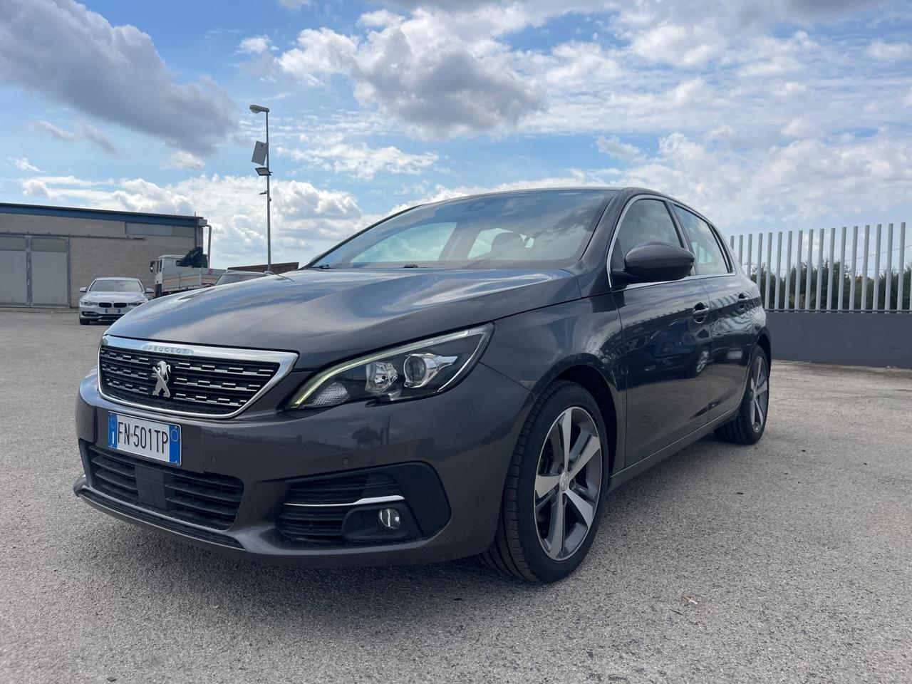 PEUGEOT 308 1.6 HDI 120CV BERLINA FULL LED MY18