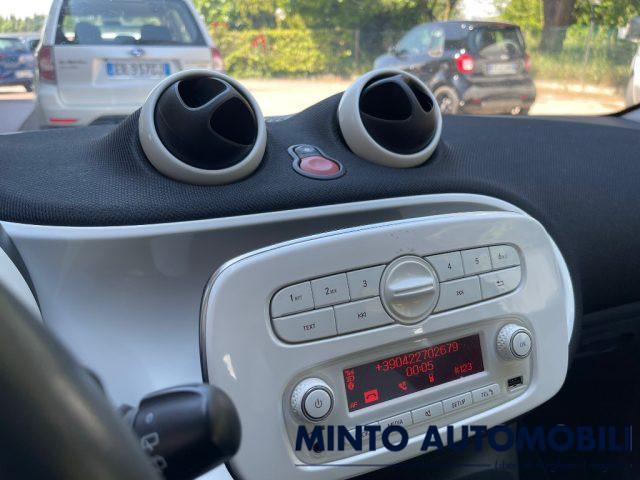 SMART ForFour 1.0 PASSION 71CV VOLANTE MULTIFUNZIONE BLUETOOTH
