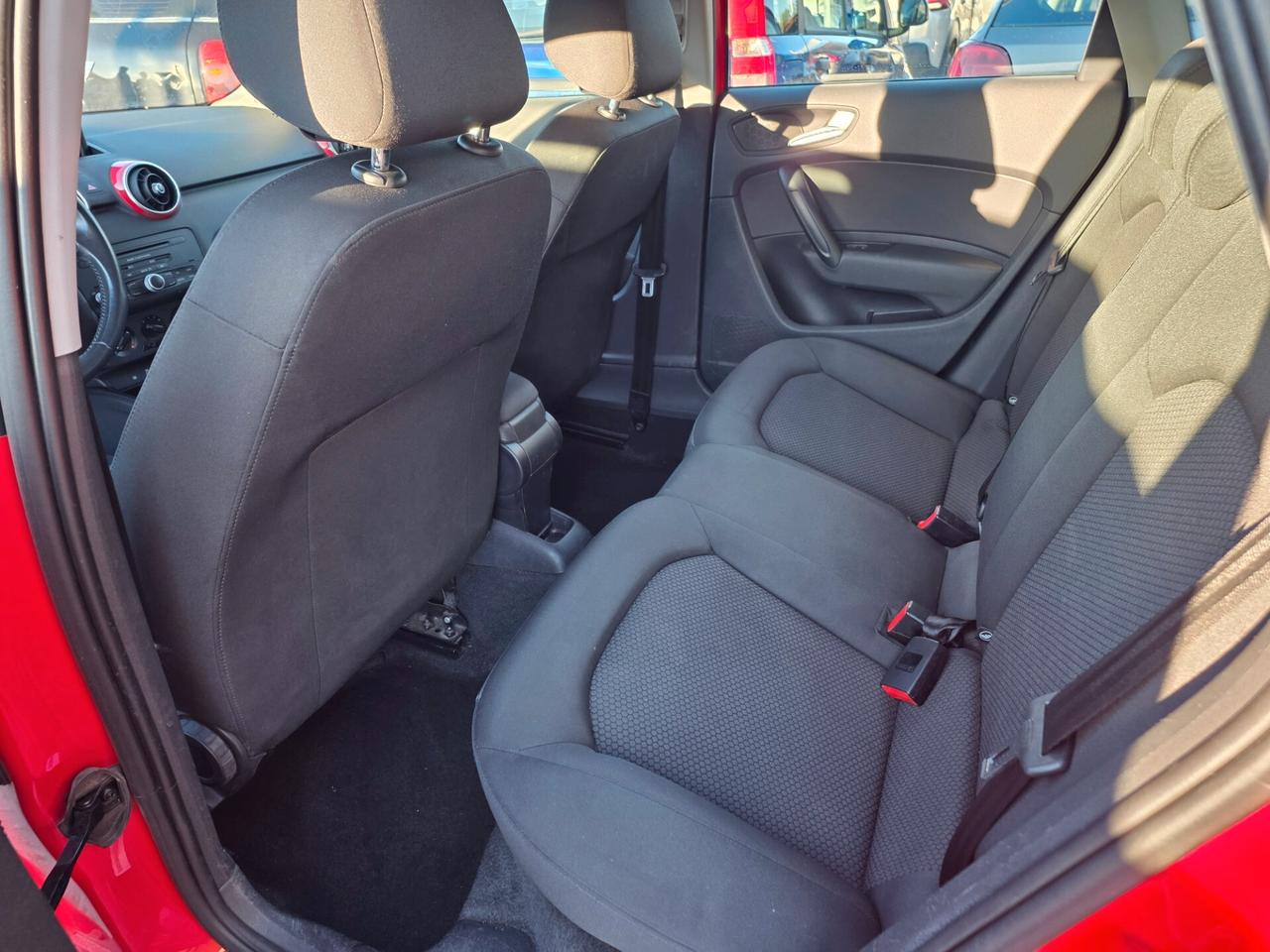 Audi A1 1.6 TDI S line edition