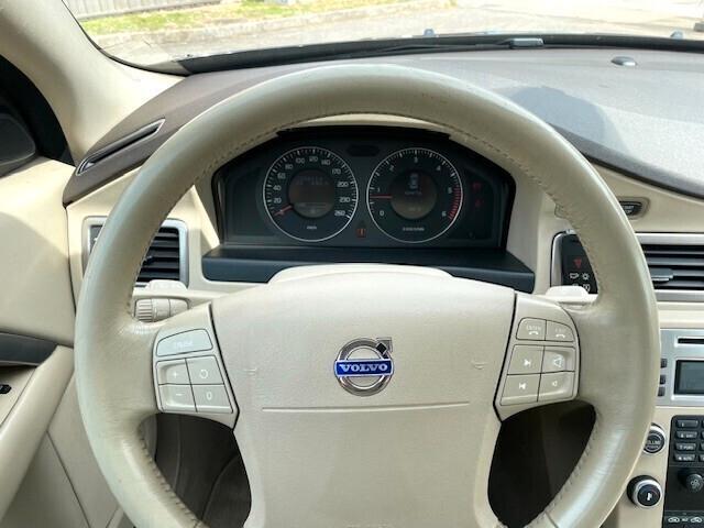 Volvo S80 2.4 D5 205 CV Summum