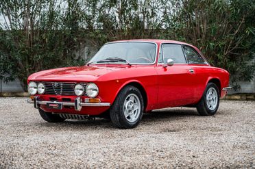 Alfa Romeo 2000 GT VELOCE