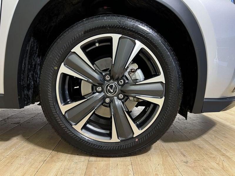 Lexus UX Hybrid Premium