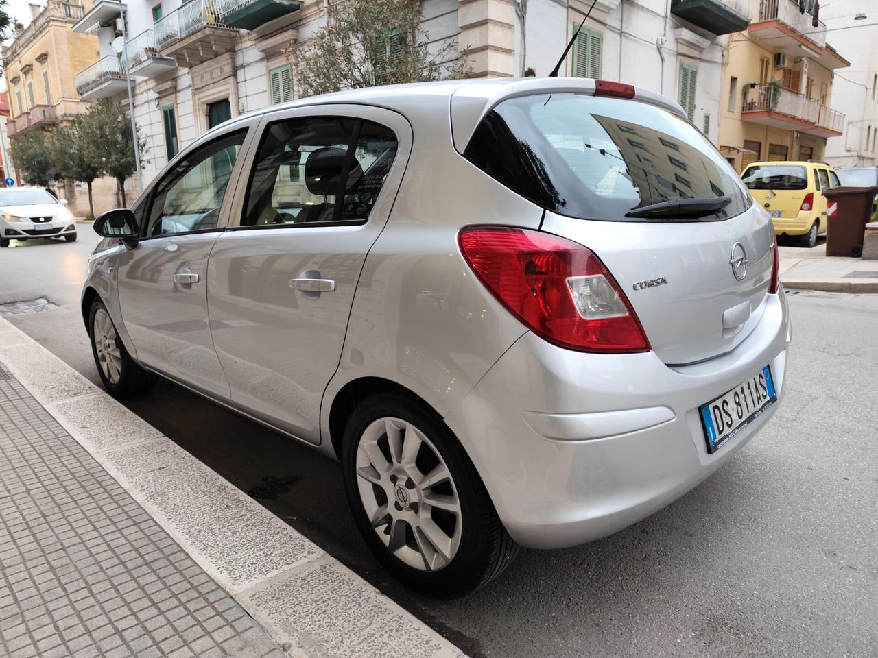 Opel Corsa 1.3 CDTI 75CV ecoFLEX 5 porte Cosmo