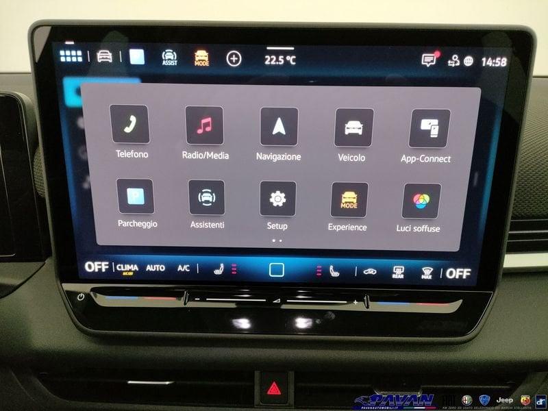 Volkswagen T-Roc 1.5 eTSI ACT 150 CV DSG R-Line (Parking Pack)