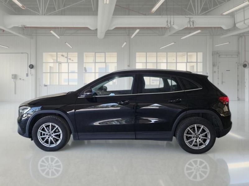 MERCEDES-BENZ GLA 180 AUTOMATIC BUSINESS EXTRA CROSSOVER
