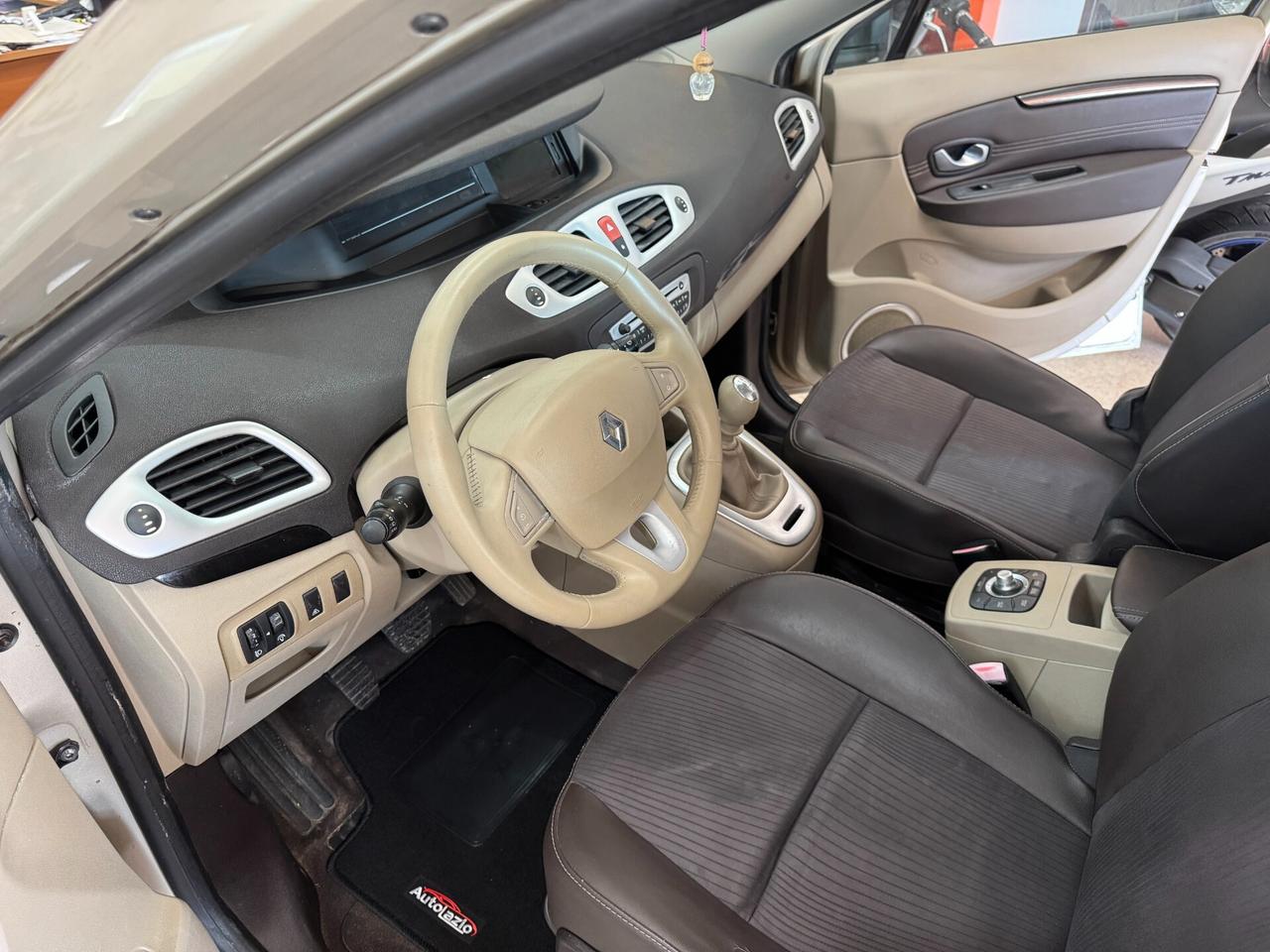 Renault Scenic Grand Scénic 7 POSTI 1.9 dCi/130CV NAVI-PELLE