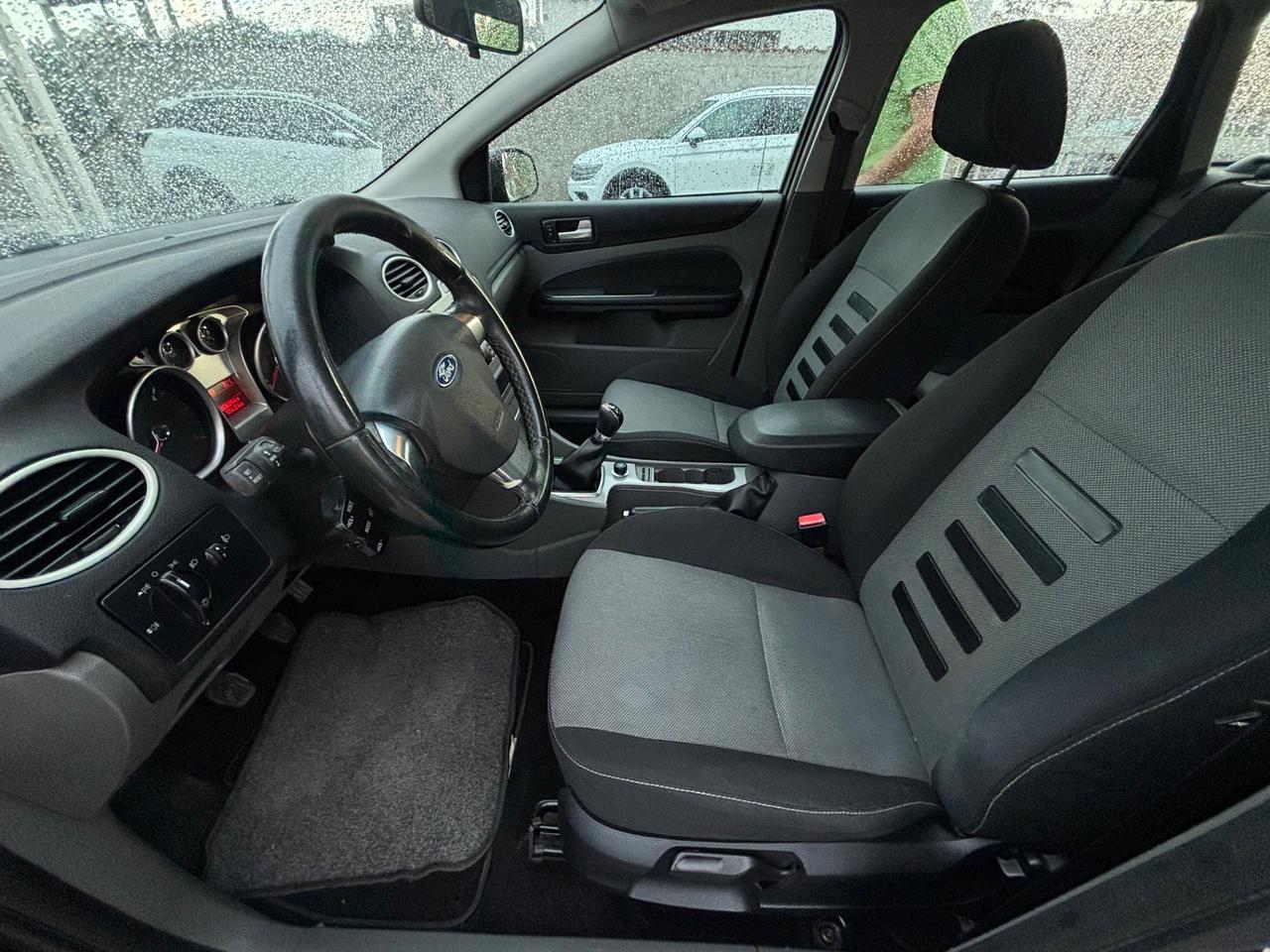 FORD FOCUS 1.6 110CV SW TITANIUM 180.000KM
