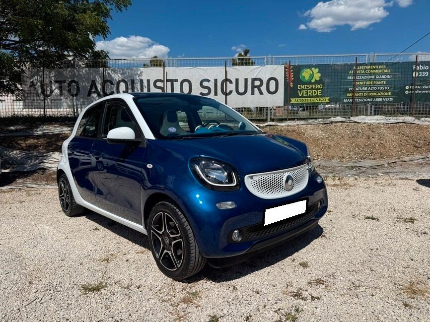 Smart ForFour 70 1.0 Proxy