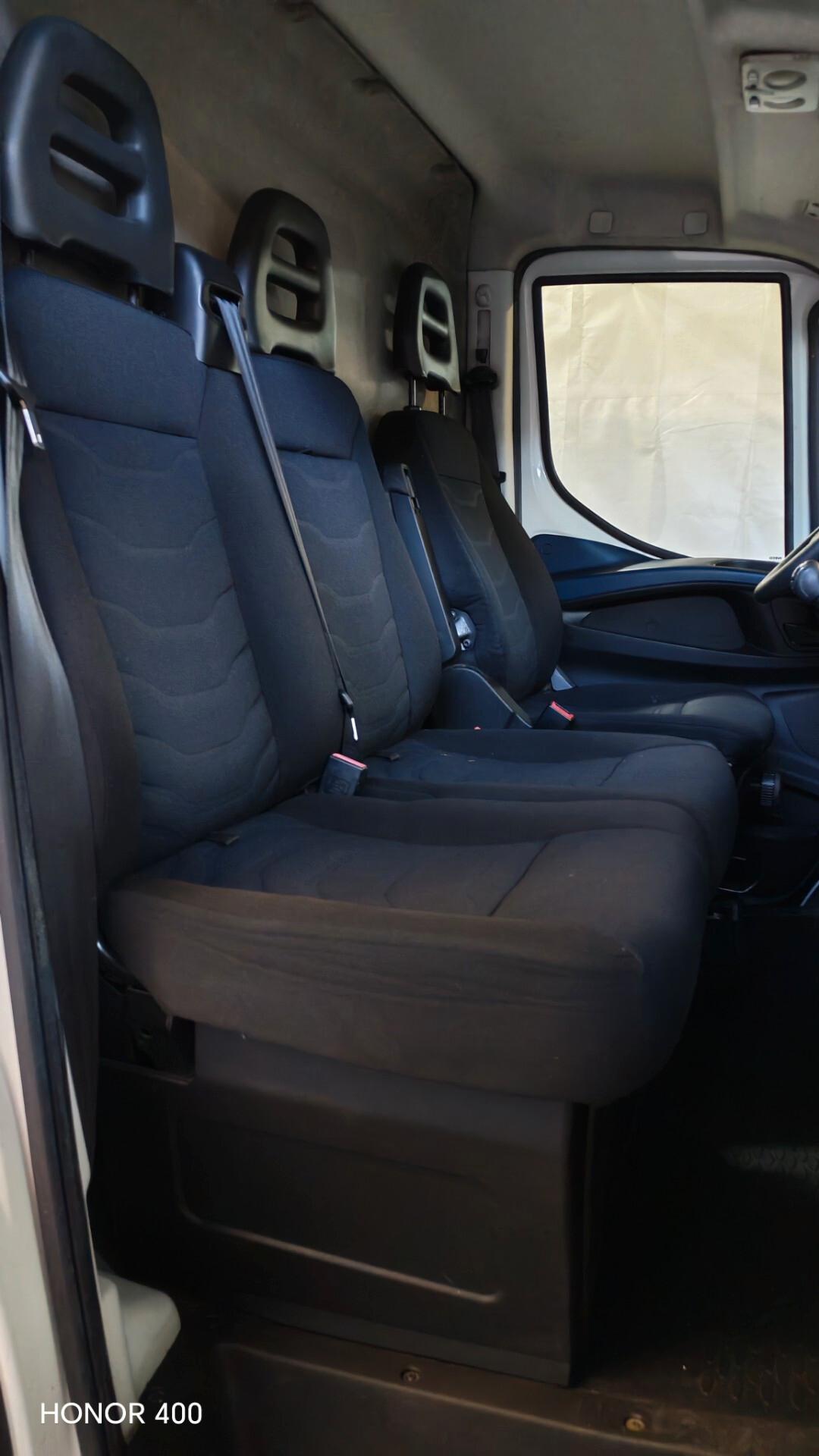 Iveco Daily 2.3 HPT DIESEL 2017 EURO 6