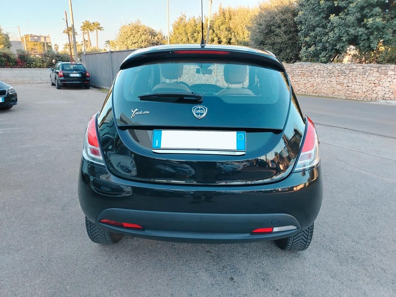 Lancia Ypsilon Gold Ecochic 900 TwinAir Metano 85cv 5p