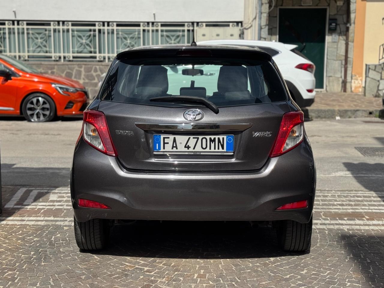 Toyota Yaris 1.4 D-4D 5 porte Lounge AUTOMATICA